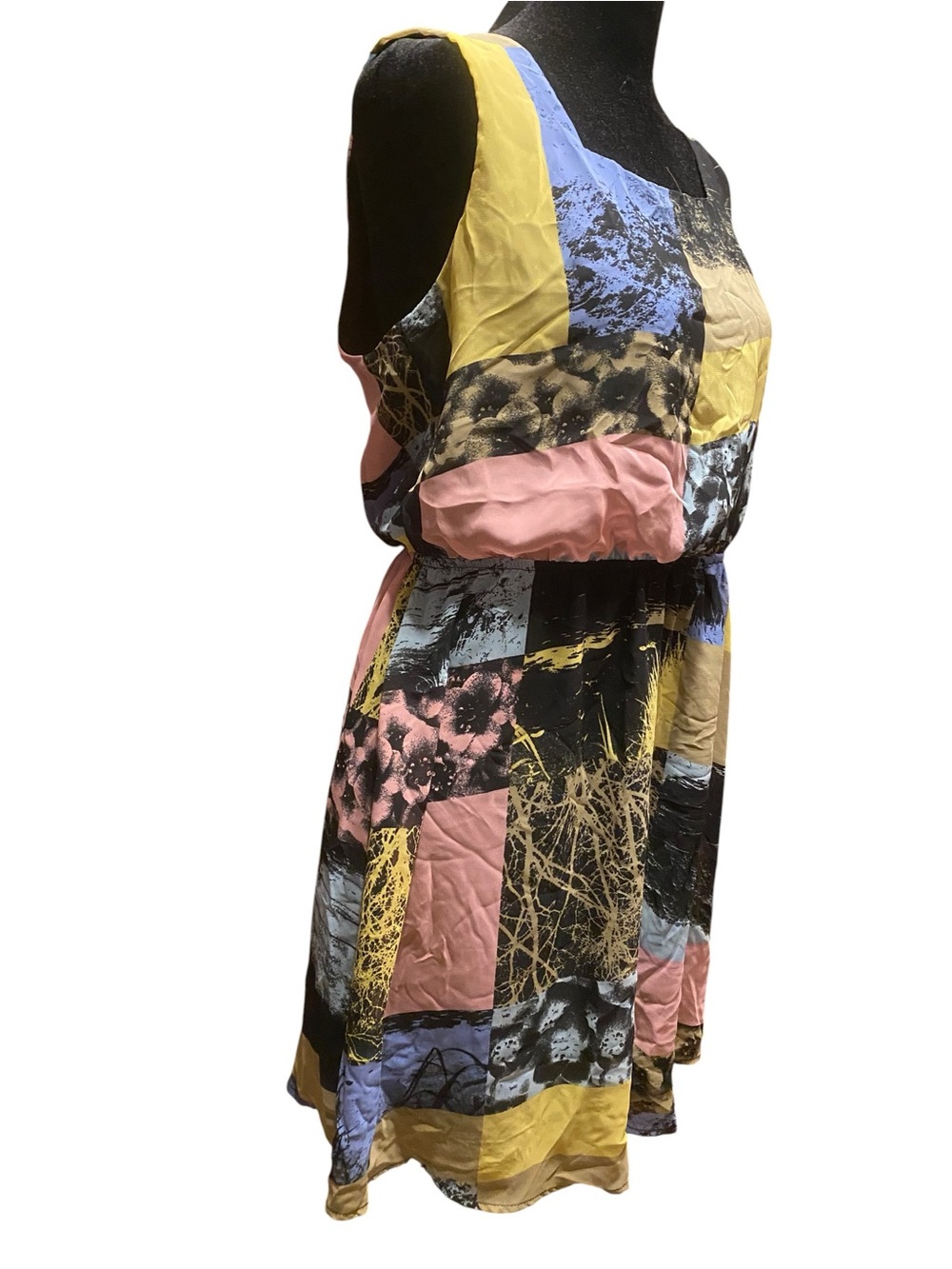 Sleeveless Patchwork Print Dress in Yellow, Pink, Blue